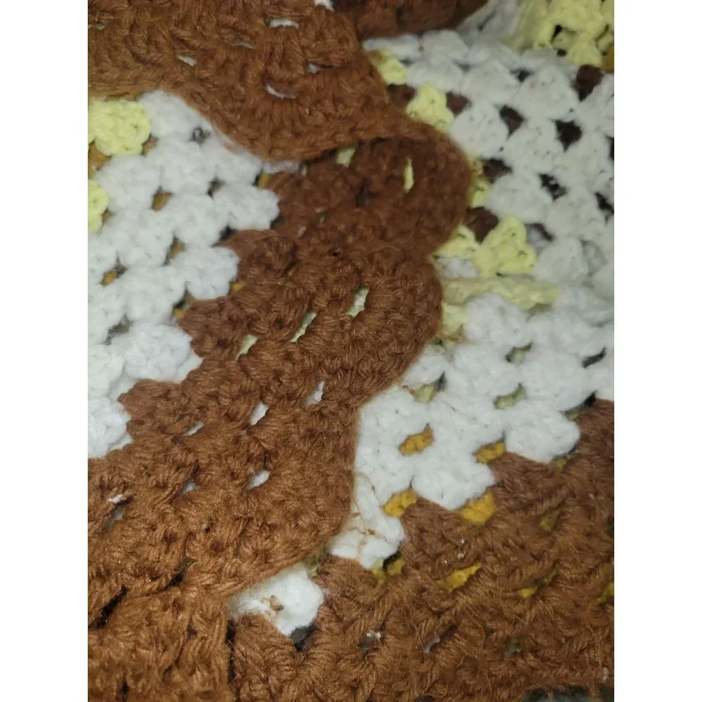 Vintage 70s Granny Square Afghan‎ 60x80 Brown Yellow White Crochet Blanket
